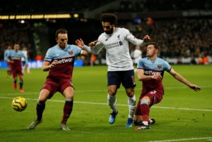 2020-01-29T204738Z_206550302_RC2WPE9CT6VM_RTRMADP_3_SOCCER-ENGLAND-WHU-LIV-REPORT-min